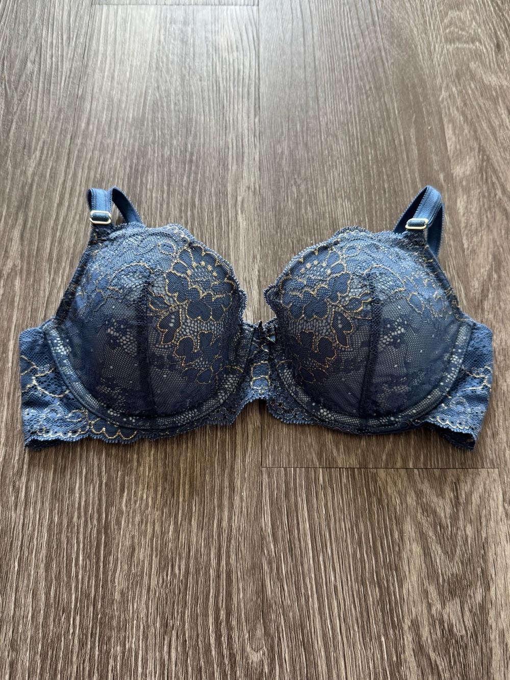VS Dream Angels Lined Demi Bra 34C in Navy Blue